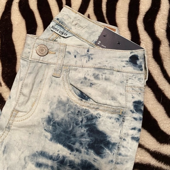 AEO Bleached Tye-Dye Skinny Jeans - Picture 5 of 8